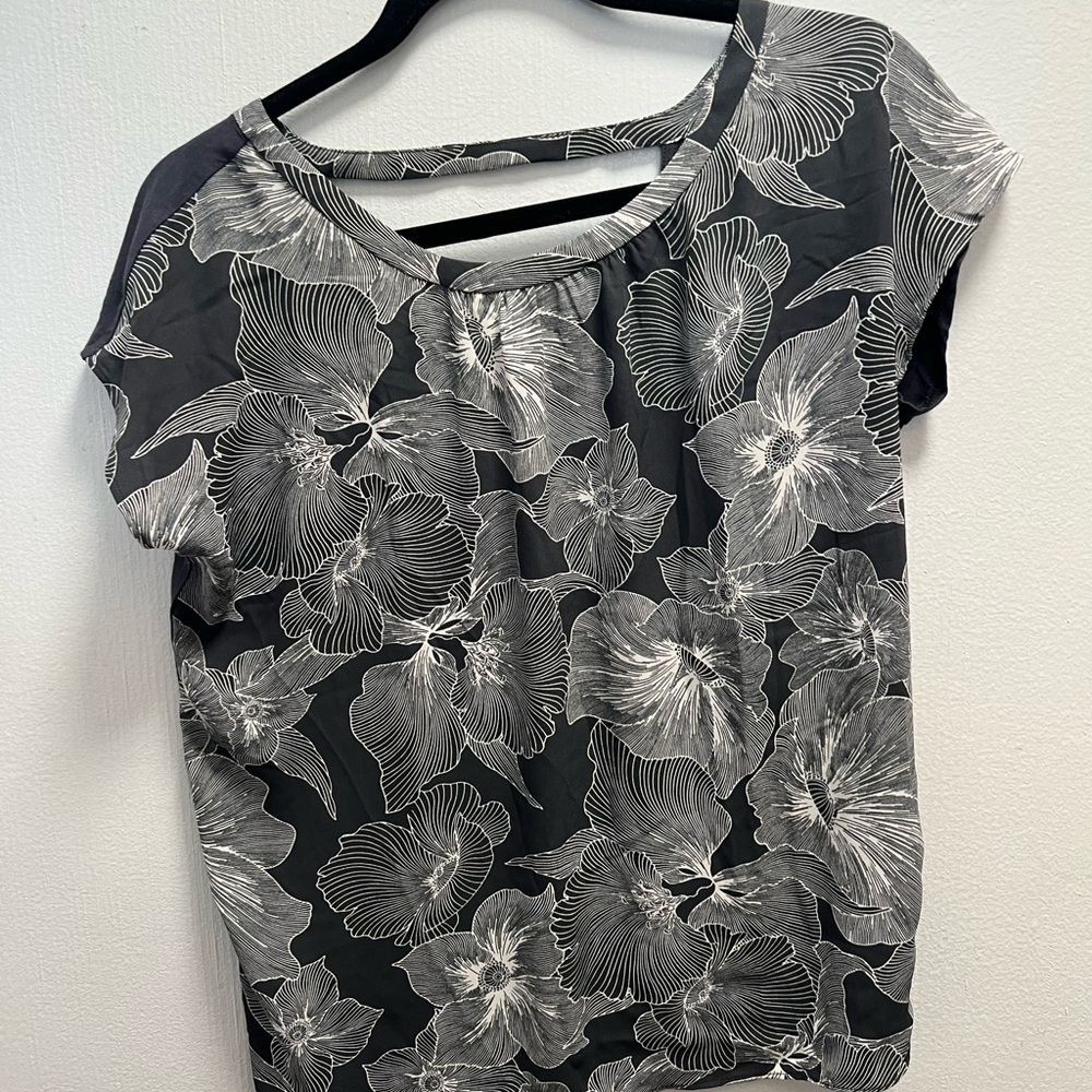 Anne Taylor Loft XS Shirt